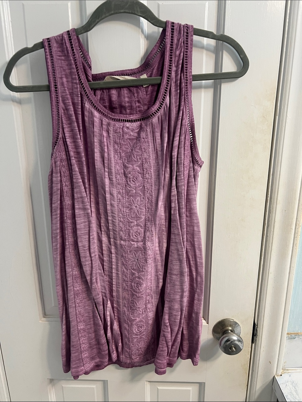 Soft Surroundings Lavender Purple Embroidered Scoop Neck Tank